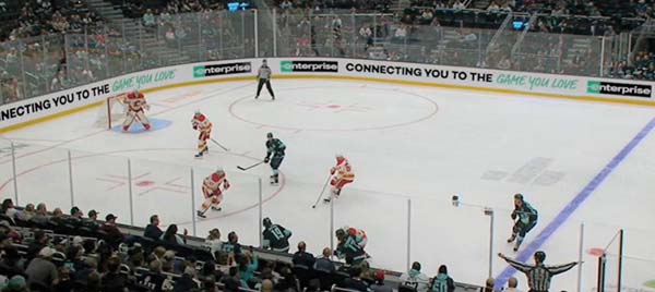 NHL Launches Dynamic Signage Initiative