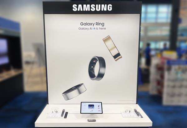 Samsung Displays New Galaxy Rings